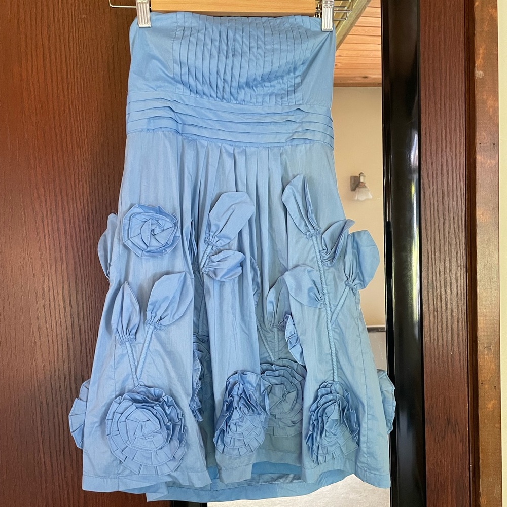 ModCloth blue flower strapless dress